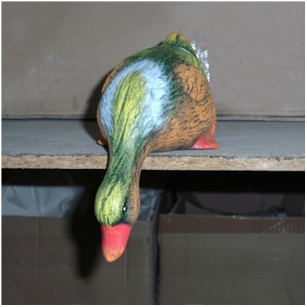 diakosmitiko_papaki_pou_koitaei_kato_keramiko_prasino_big_spiti_kipos_vitrina_03.202.629a