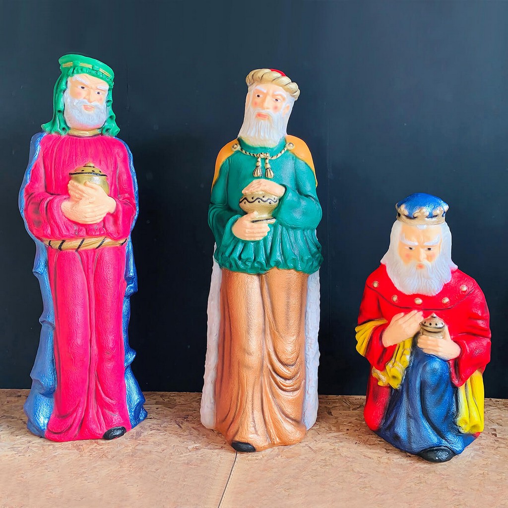 magoi_3_megaloi_gia_fatni_megali_eksoterikou_xorou_me_fos_03.102.873