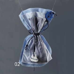 fiogkos_megalos_yfasmatinos_stolismenos_gamos_vaptisi_00.701.552