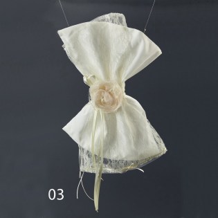 fiogkos_megalos_yfasmatinos_stolismenos_gamos_vaptisi_00.701.553