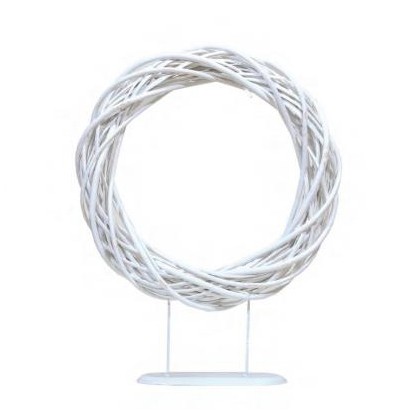 stefani_mpampou_me_vasi_epitrapezio_leyko_gamos_vaptisi_00.601.358