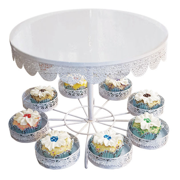 vasi_gia_toyrta_kai_cupcakes_leyki_metalliki_01.002.375